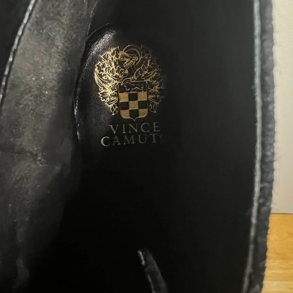 Vince Camuto black wedge boots, size 9 - Picture 6 of 6